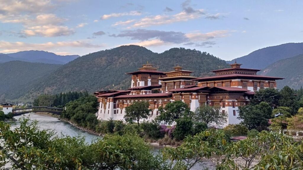 Bhutan Hapiness tour