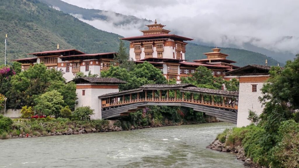 bhutan splendor tour